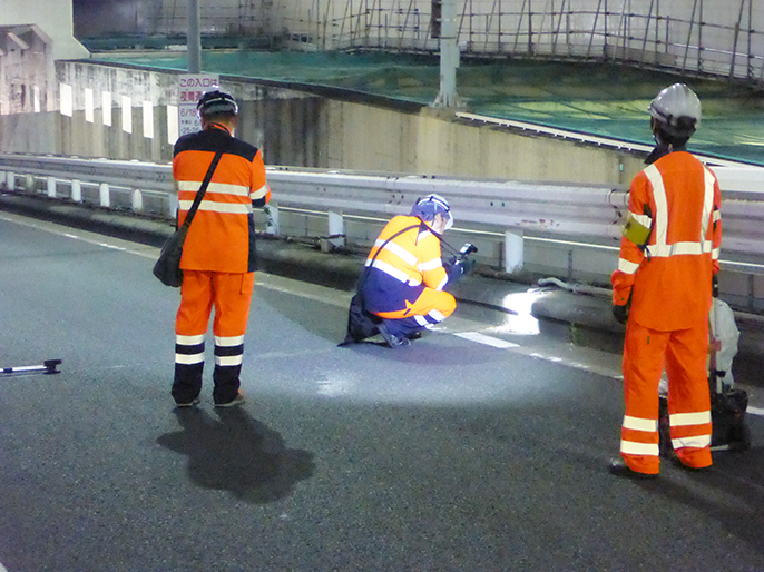 Walking inspection on the expressway