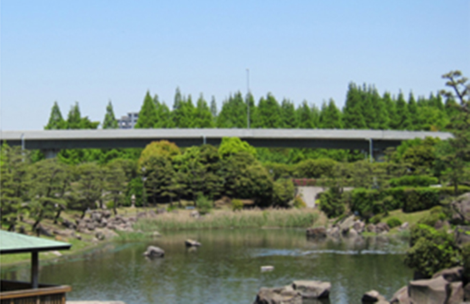 Image of the Suzuga-mori entrance after improvements