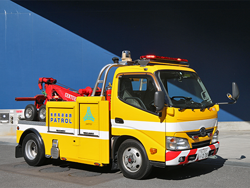 働く車03　特車PC110小型レッカー