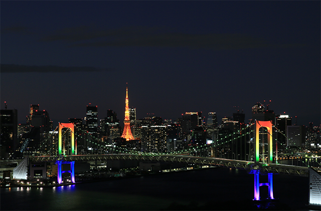 「東京都パートナーシップ宣誓制度」運用開始1周年にあたり、レインボーライトアップをします