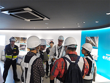 Visiting the Higashi-Shinagawa Information Center